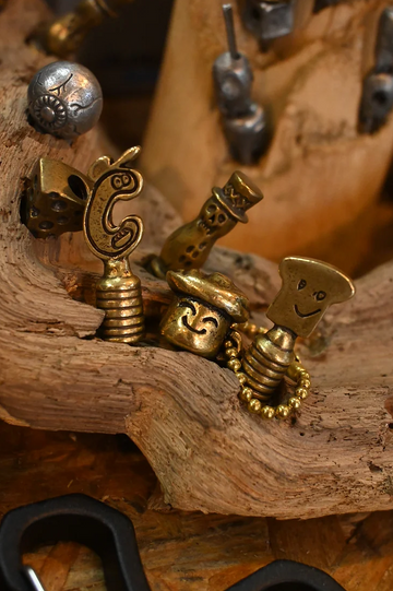 HATCHET x CRUMB "Valve Cap"