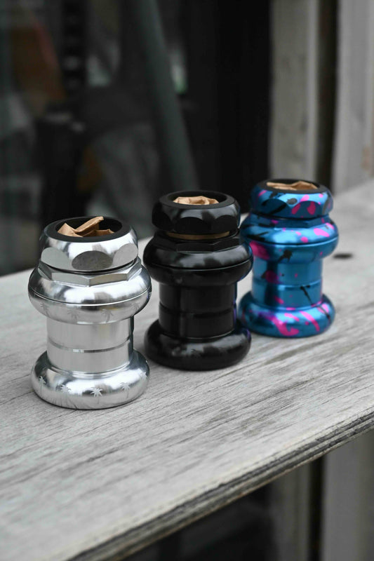CRUST BIKES " 1" Threaded 24 Palms Headset"