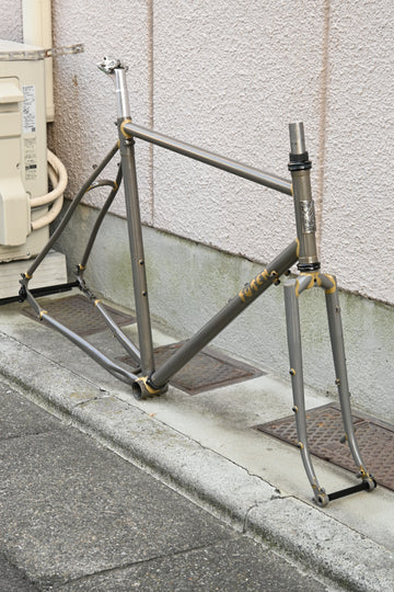 CRUMBWORKS "FUTEN Disc BreakAway Deposit !!"